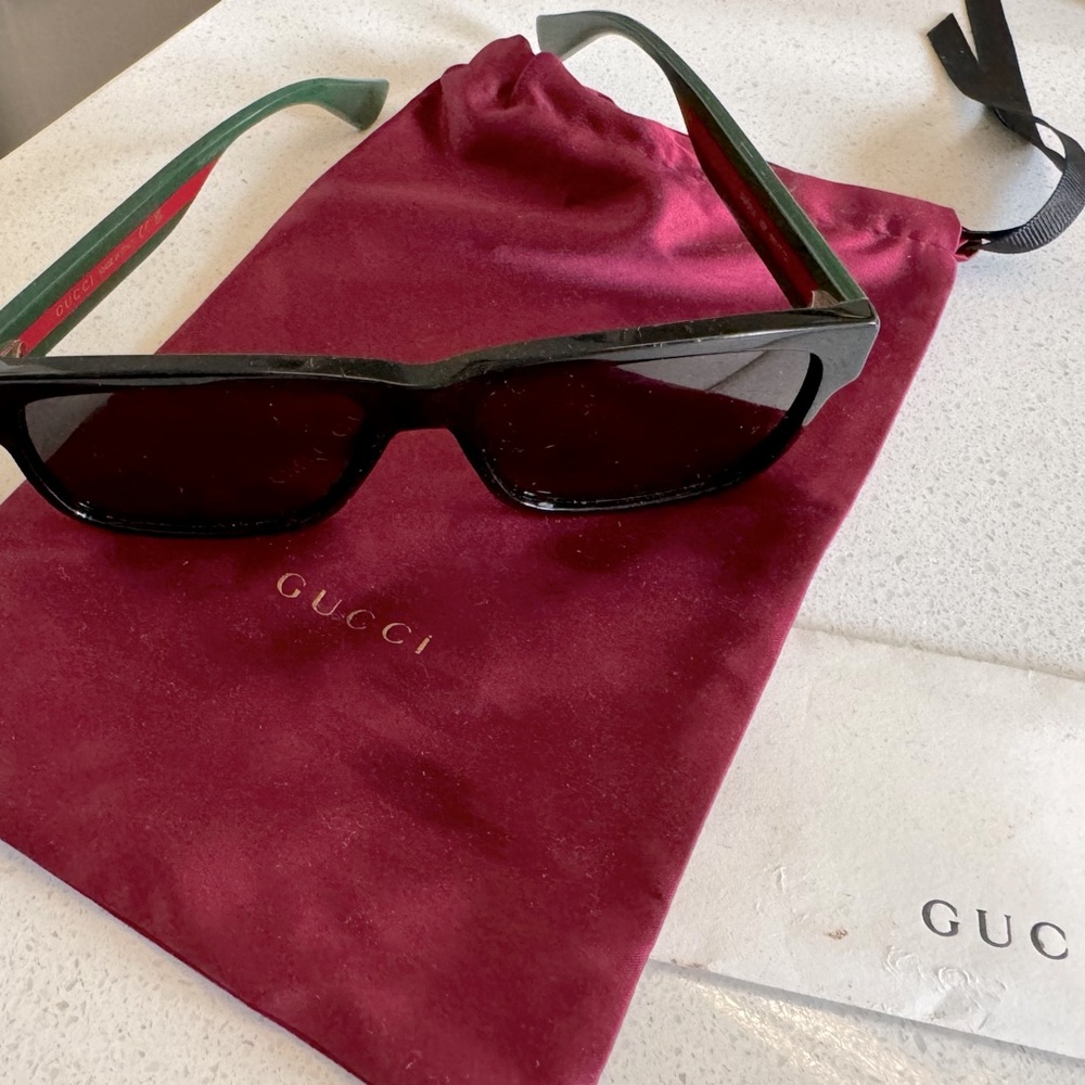 Jet black/red/forest green acetate square frame gwrey tinted lenses lens.
